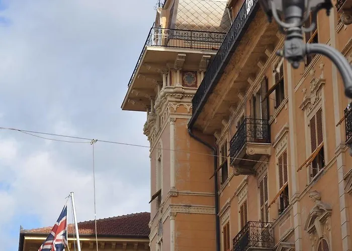 Готель Portofino 2*